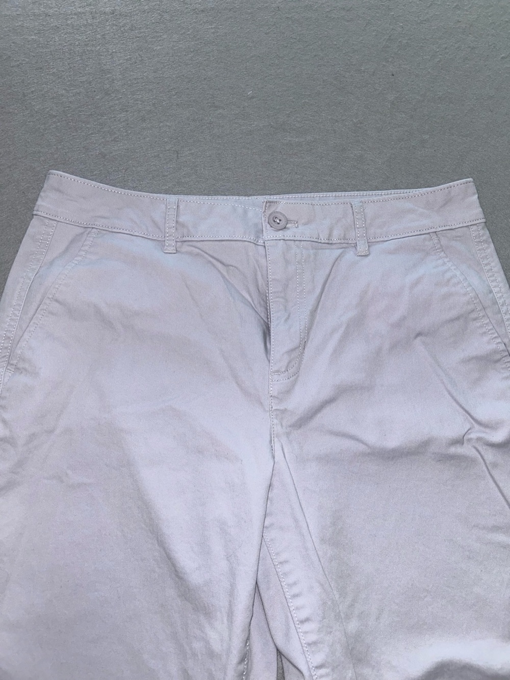 Eddie Bauer Womens Chino Pants in Light Gray Size 8